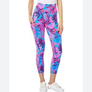 Lilly Pulitzer Weekender High-Rise Leggings in Ruby Red Wild Times XL